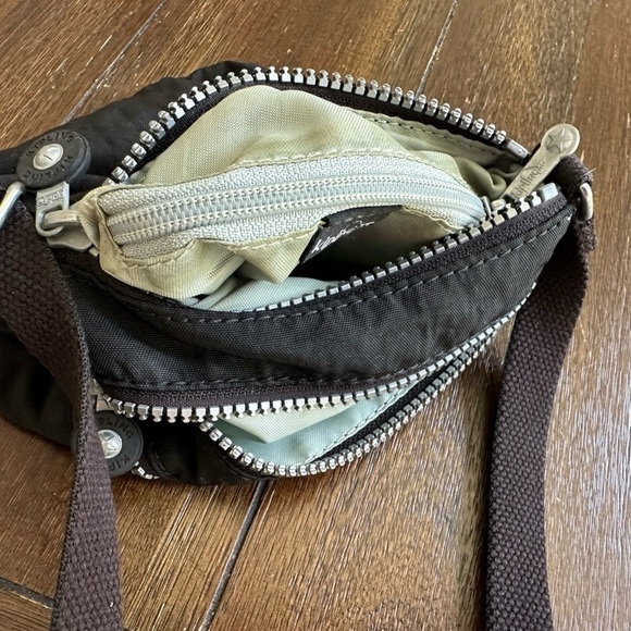Kipling triple zip cross body bag - Picture 7 of 12